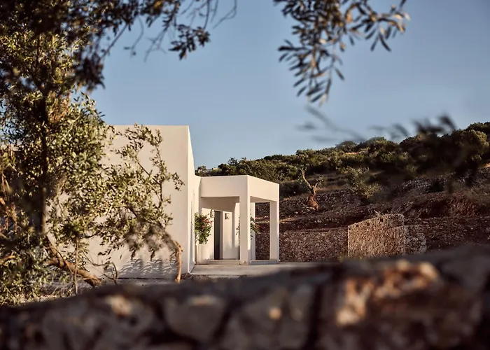 Elle Lux Villa, Essence Of Endless Blue, By Thinkvilla 아기오스니콜라우스