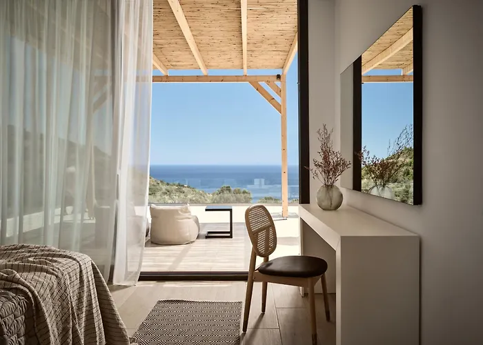Elle Lux Villa, Essence Of Endless Blue, By Thinkvilla 아기오스니콜라우스